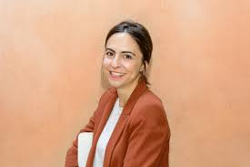 sara letras voladas
